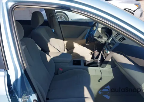 2009 Toyota Camry Le z USA, uszkodzony, nr VIN 4T1BE46KX9U806780